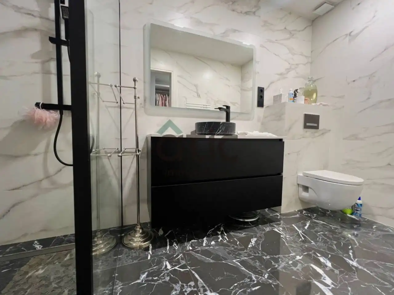 Baño de Ático en venta en Manresa con Parquet, Terraza y Trastero