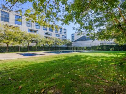 Piscina de Dúplex en venda en  Barcelona Capital amb Aire condicionat, Calefacció i Parquet