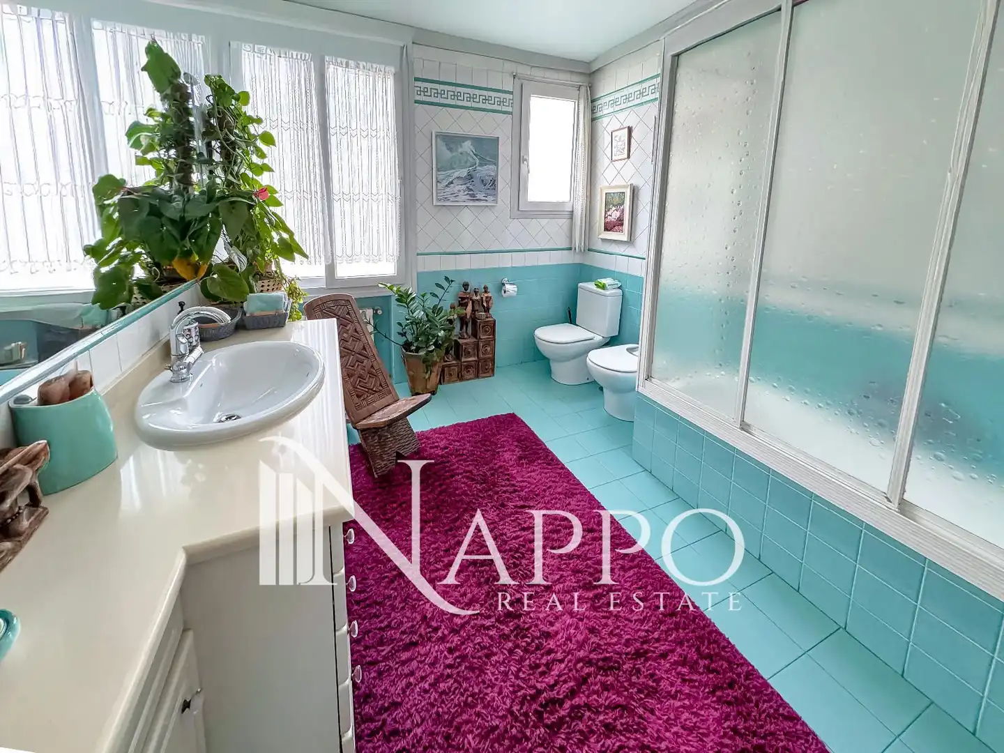 Bathroom of Attic for sale in Madrid  with Air Conditioner, Heating and Parquet flooring