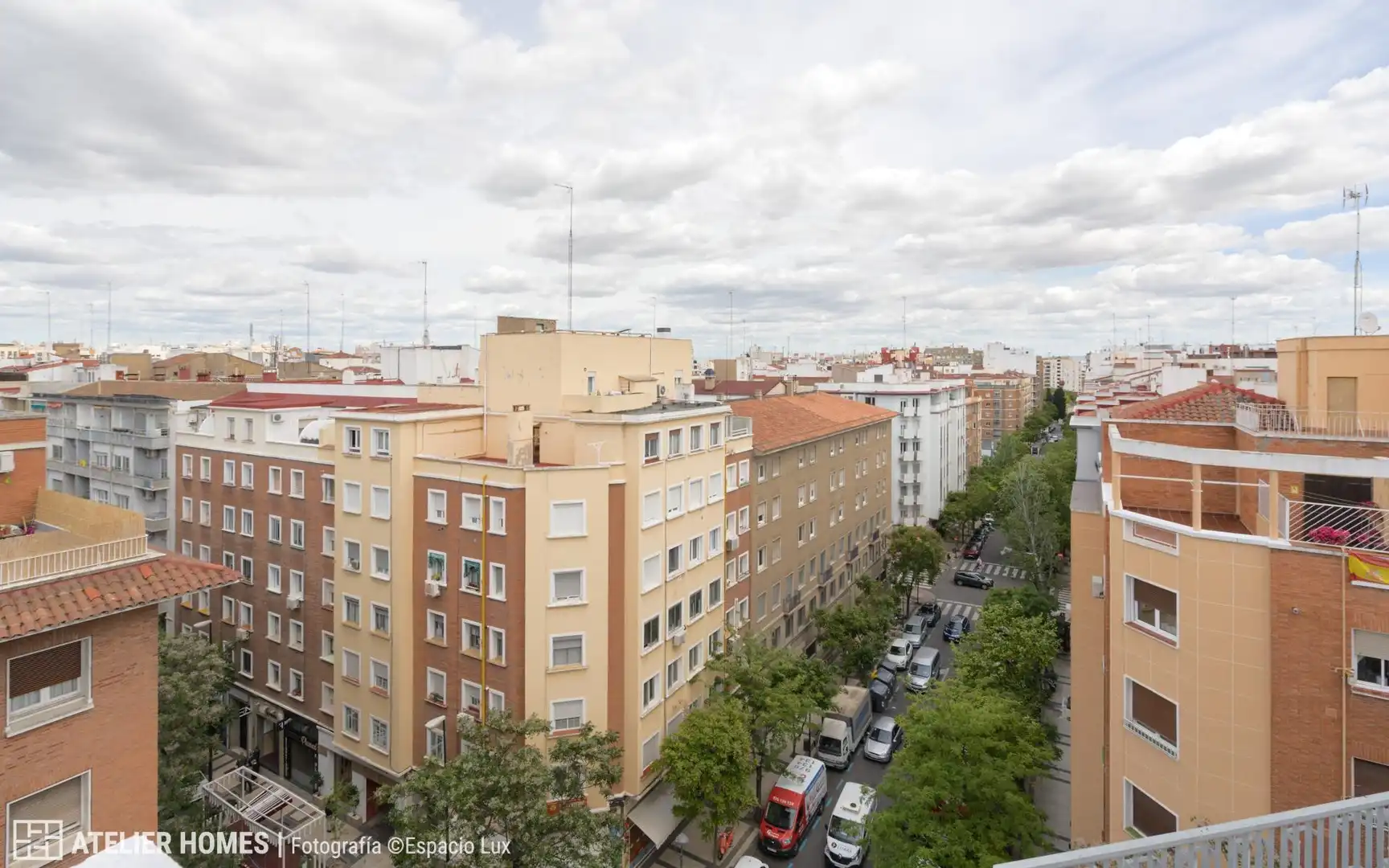 Exterior view of Attic for sale in Zaragoza  with Air Conditioner, Heating and Parquet flooring