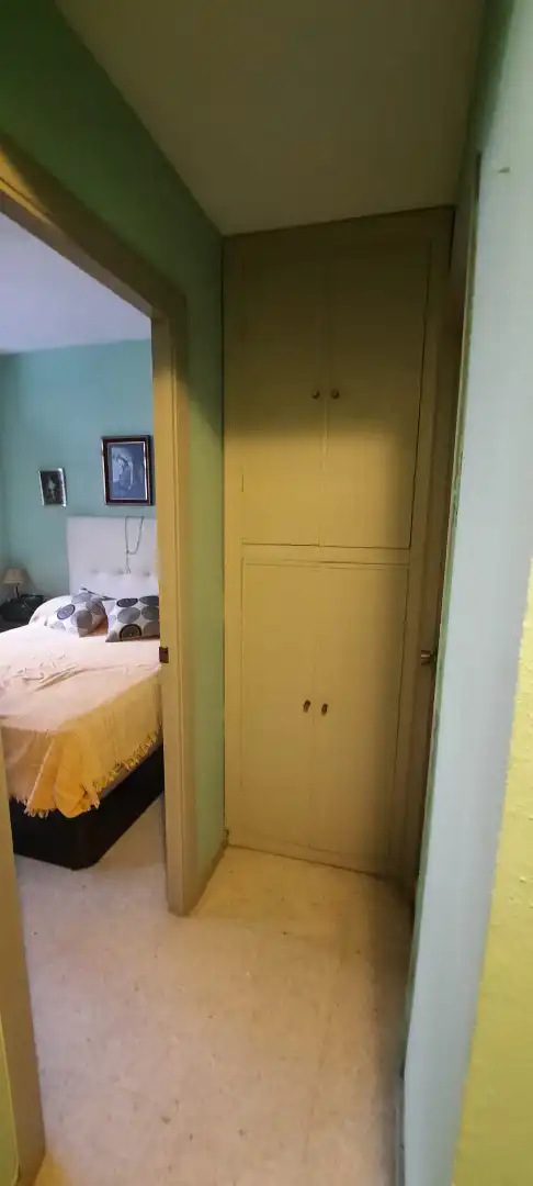 Habitación de Apartamento en venta en Torremolinos con Calefacción, Lavadora y Balcón