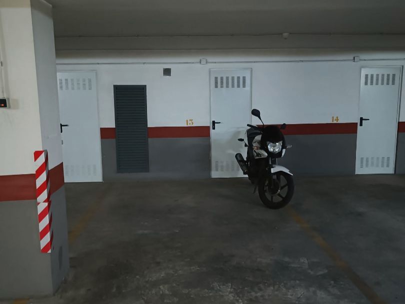 Parking of Garage for rent in Burjassot