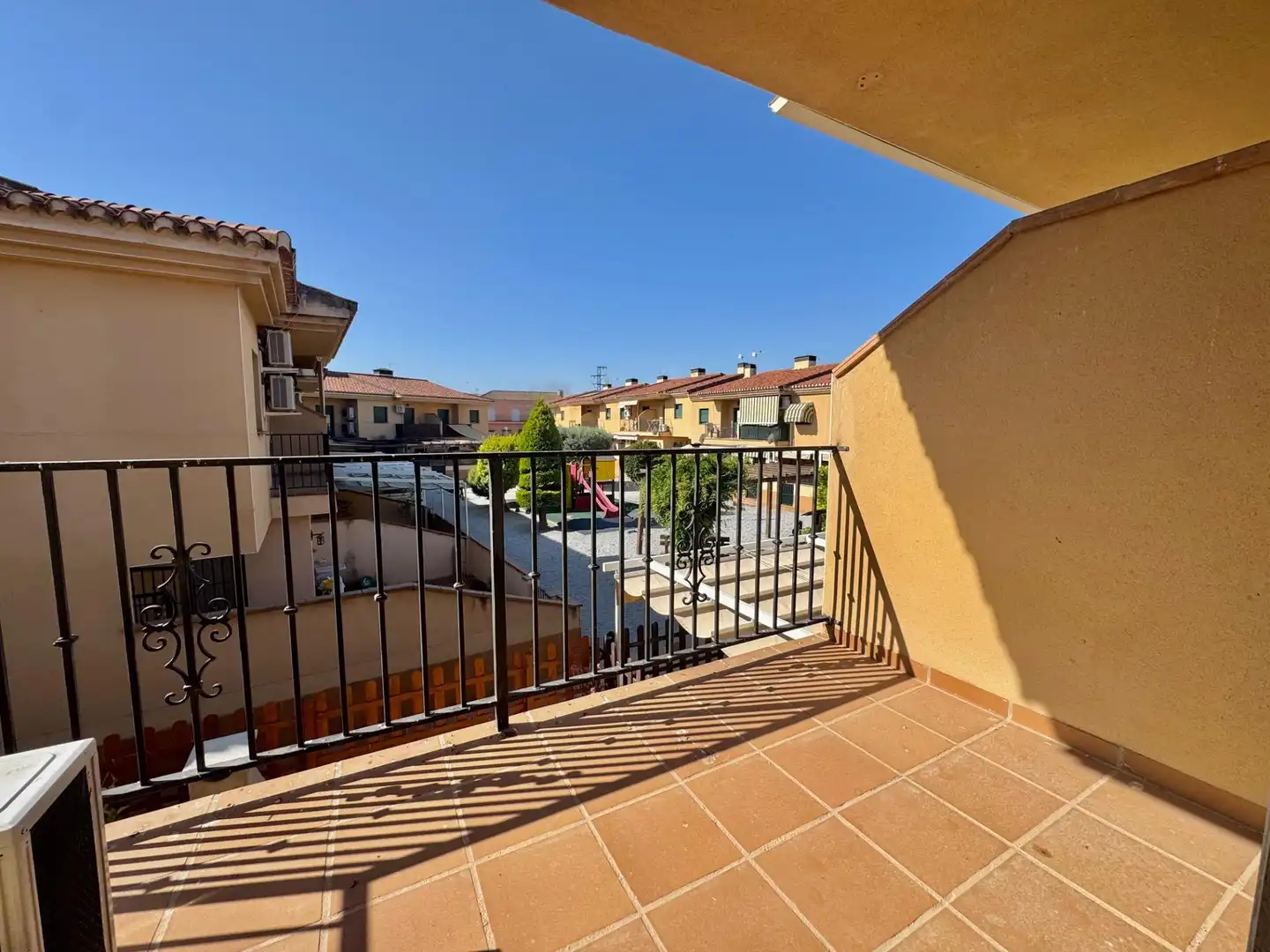 Terrassa de Casa adosada en venda en Alhendín amb Jardí privat i Terrassa