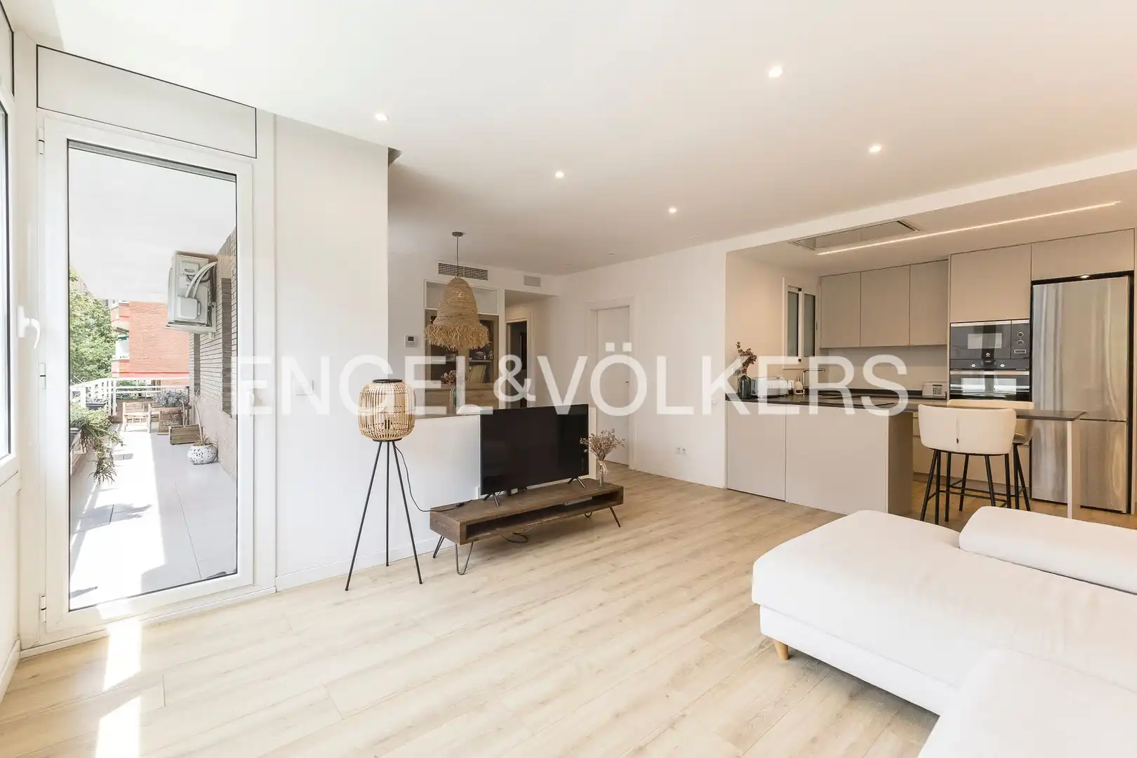 Wohnzimmer von Wohnung zum Verkauf in Barcelona mit Klimaanlage, Heizung und Parkett