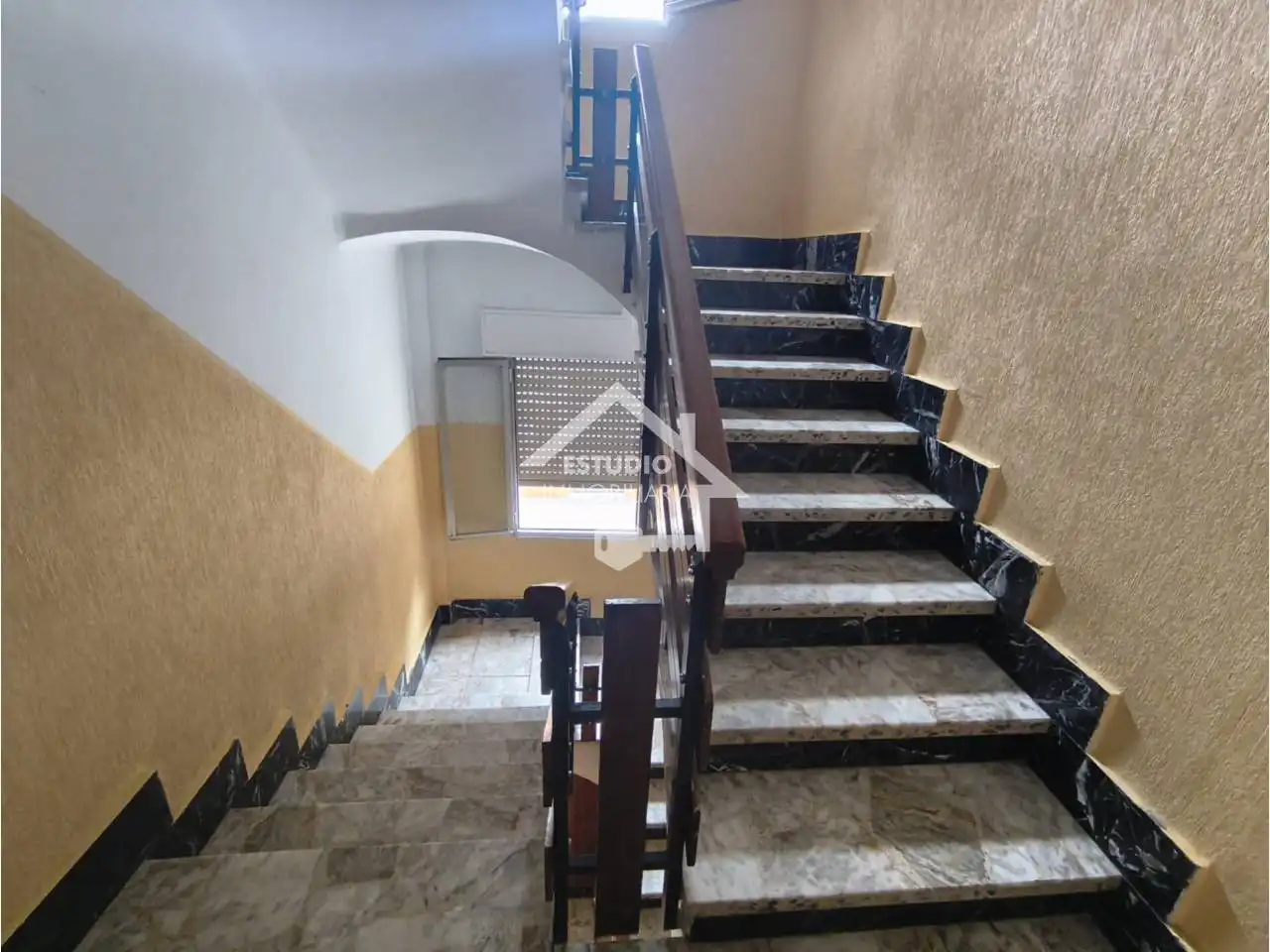 Wohnung zum Verkauf in Navarrete mit Heizung, Terrasse und Abstellraum
