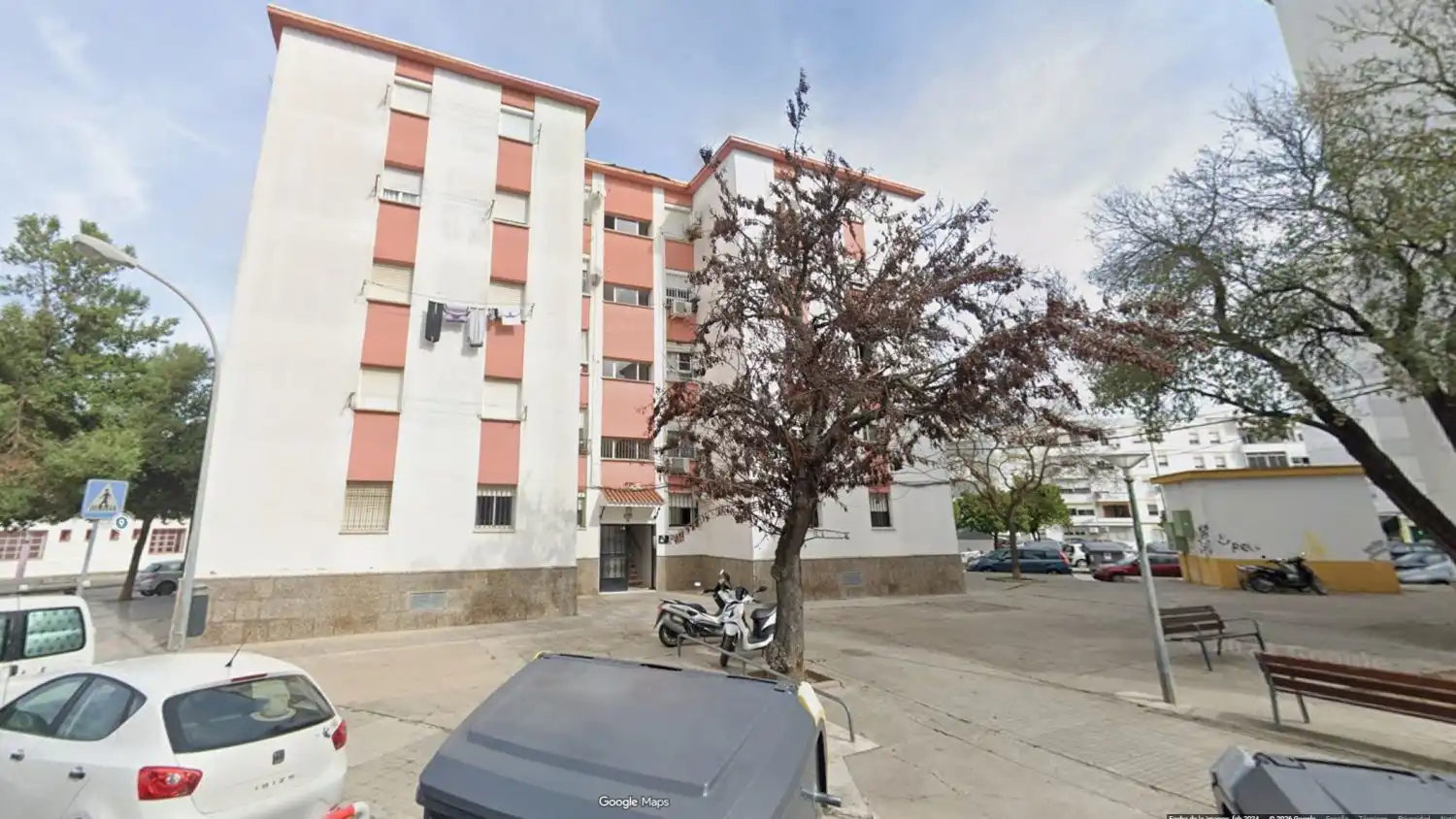 Vista exterior de Pis en venda en Jerez de la Frontera