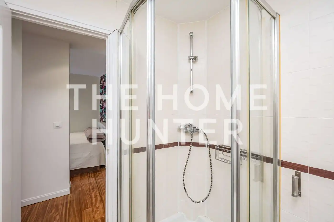Bathroom of Flat for rent in Madrid  with Air Conditioner, Heating and Furnished