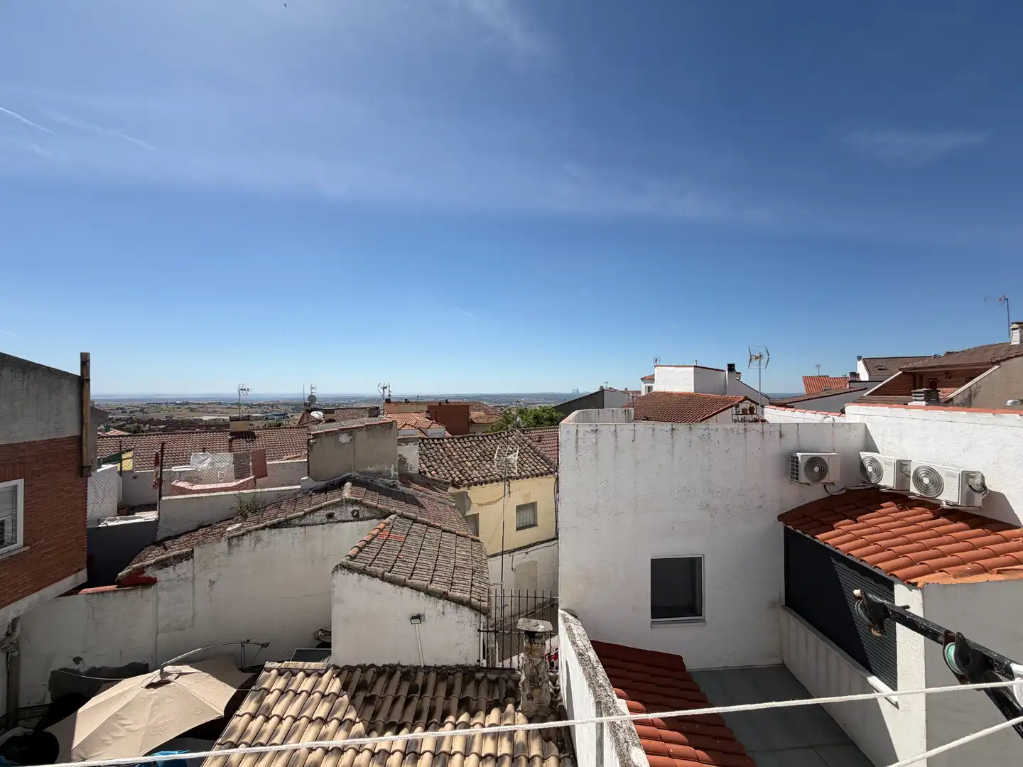 Vista exterior de Piso en venta en Colmenar Viejo con Calefacción, Terraza y Amueblado