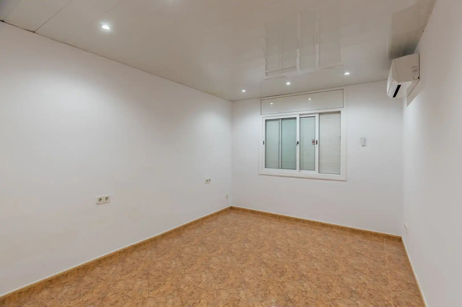 Piso en venta en Badalona con Aire acondicionado