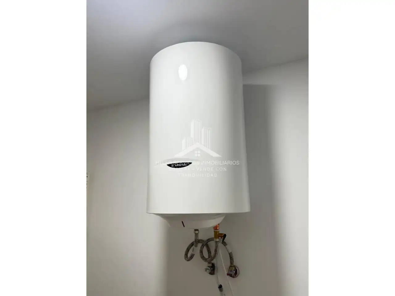 Vista exterior de Piso en venta en Castellón de la Plana / Castelló de la Plana con Aire acondicionado, Calefacción y Alarma