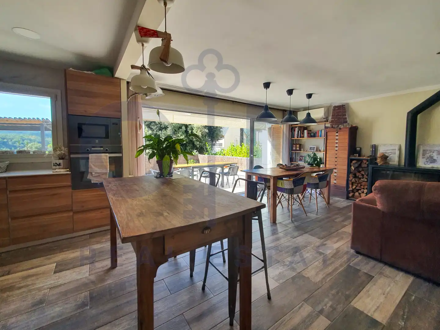 Adosado con terraza en venta en Carrer de la Tordera
