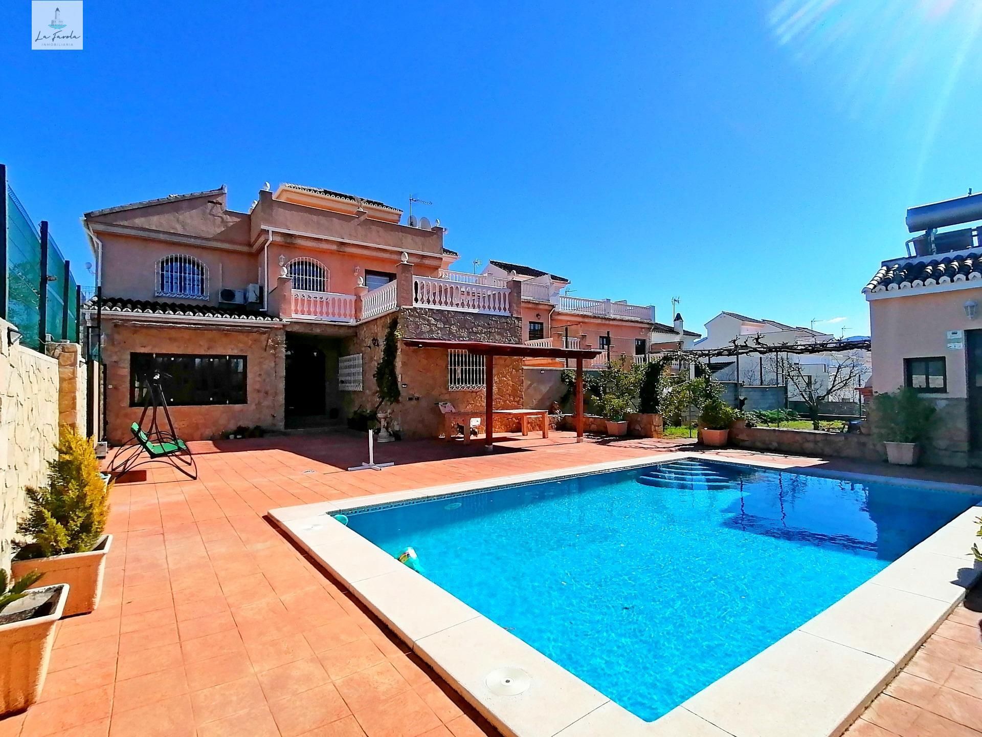 Swimming pool of House or chalet for sale in Archidona  with Private garden, Terrace and Storage room
