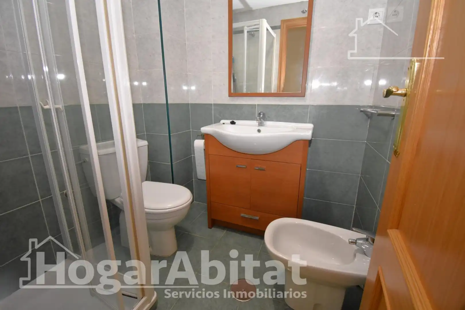 Bany de Pis en venda en Paterna amb Aire condicionat, Calefacció i Balcó
