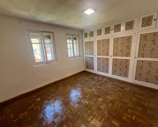 Dormitori de Pis en venda en  Madrid Capital amb Terrassa