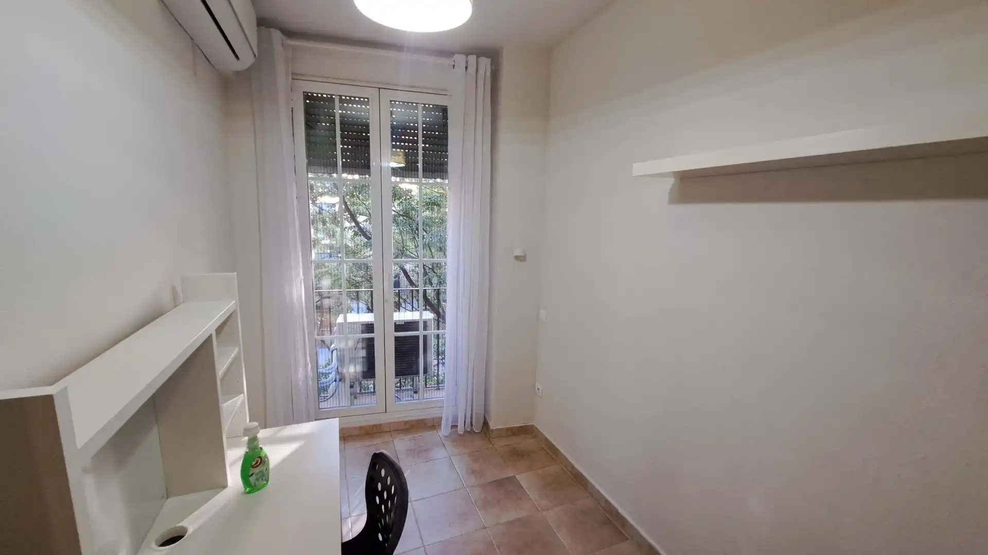 Habitación de Piso de alquiler en Zaragoza con Aire acondicionado, Calefacción y Trastero