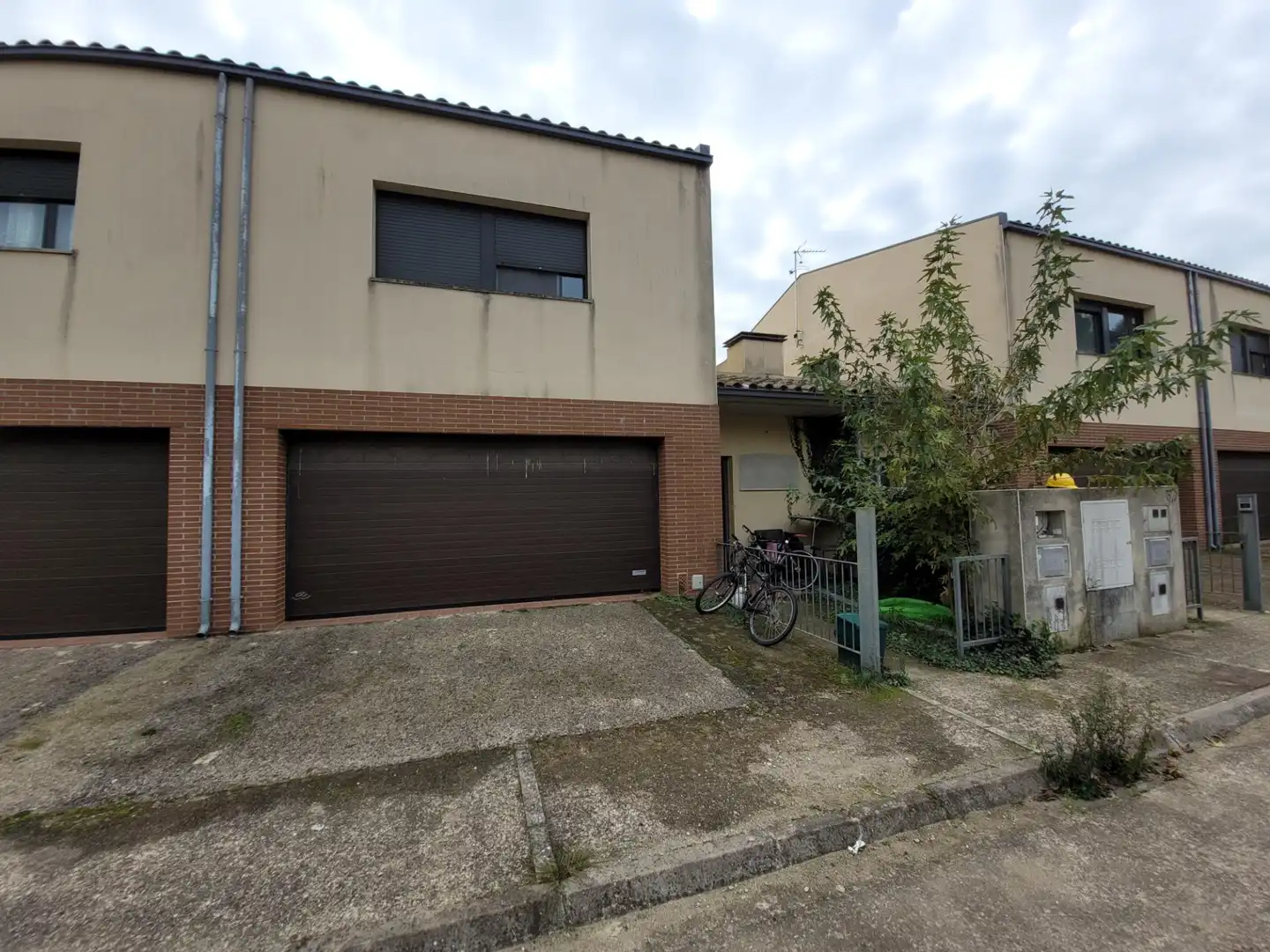 Vista exterior de Edificio en venta en Cervià de Ter