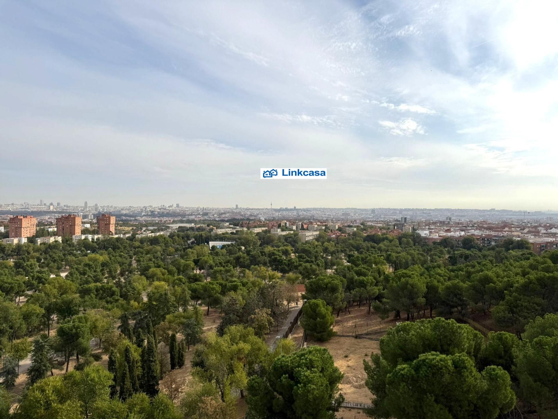 Vista exterior de Piso en venta en  Madrid Capital con Aire acondicionado, Calefacción y Trastero