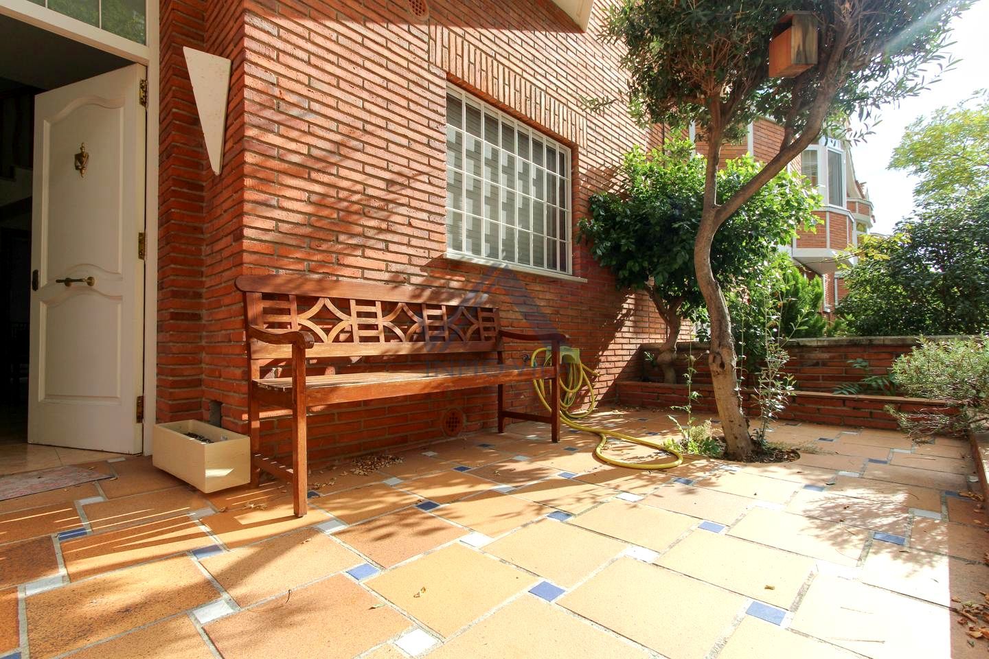 Terrace of House or chalet for sale in Mataró  with Air Conditioner and Terrace