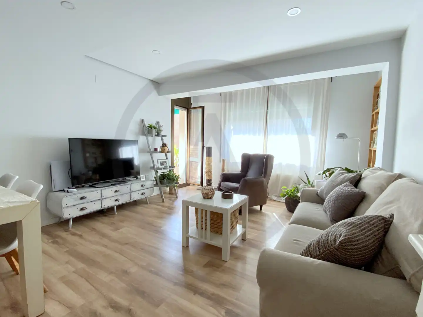 Sala d'estar de Pis en venda en Terrassa amb Calefacció, Parquet i Forn