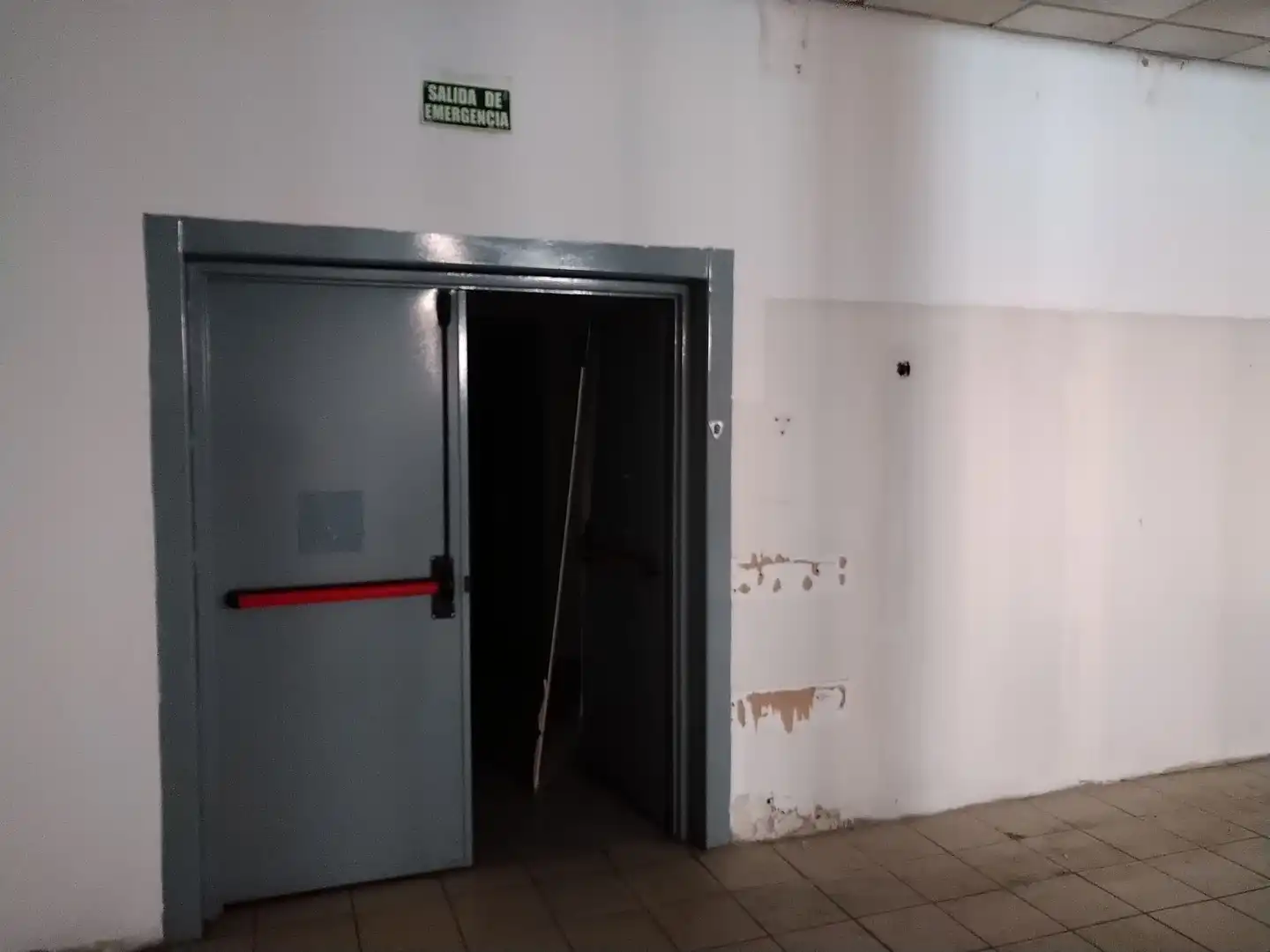Business premises for sale in Juan de la Cierva, imagen 17