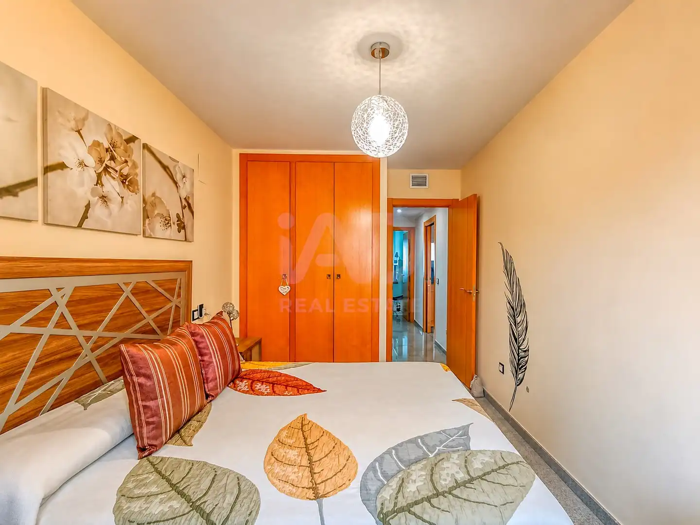 Bedroom of Flat for sale in Petrer  with Air Conditioner and Heating