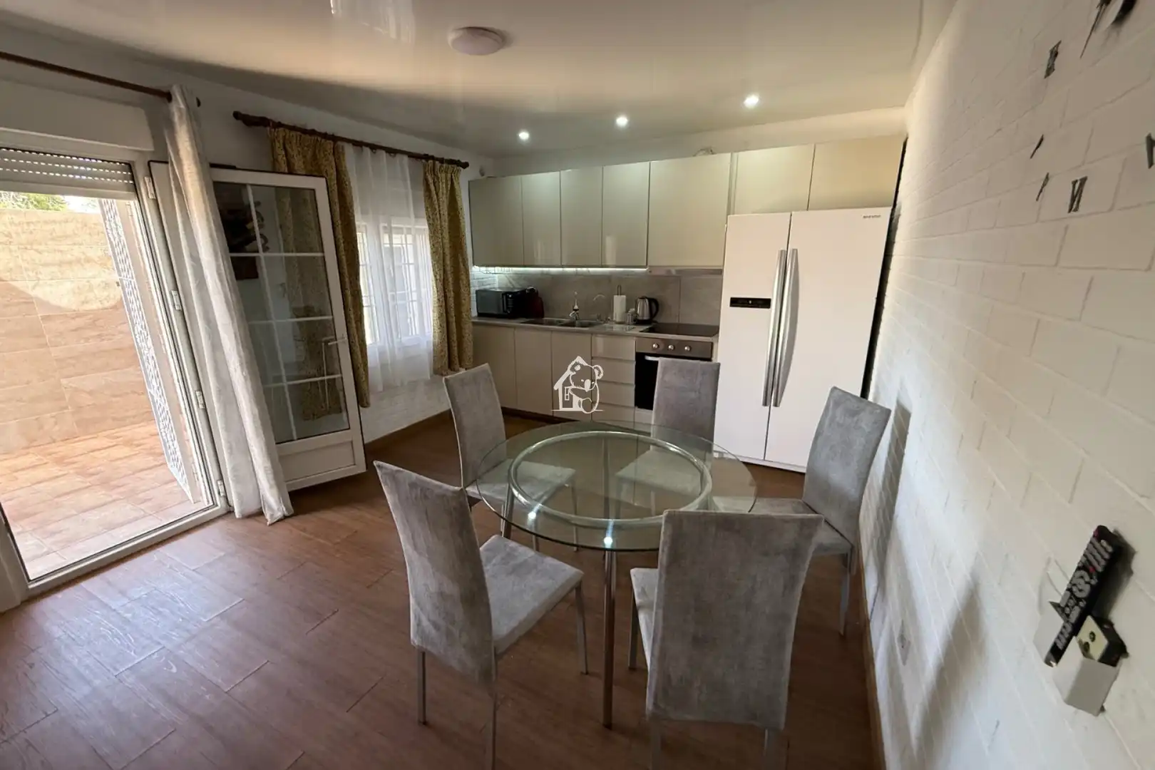 Cocina de Casa o chalet de alquiler en Torrevieja con Aire acondicionado, Jardín privado y Terraza