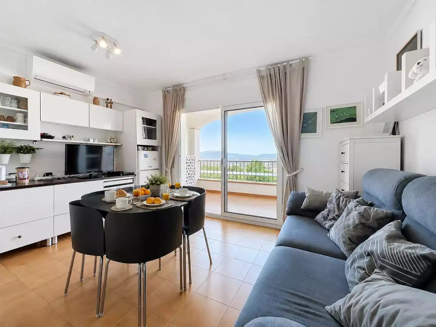 Sala de estar de Apartamento en venta en Roses con Aire acondicionado, Calefacción y Terraza
