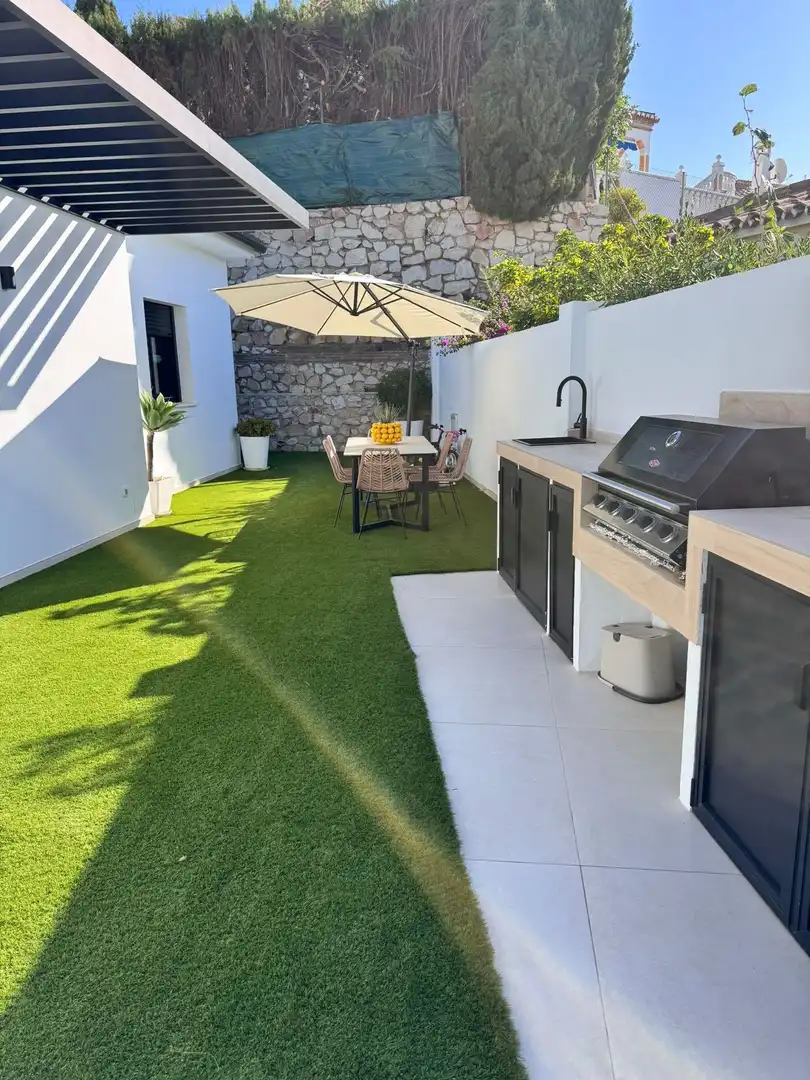Terrassa de Casa o xalet en venda en Benalmádena amb Aire condicionat, Jardí privat i Terrassa