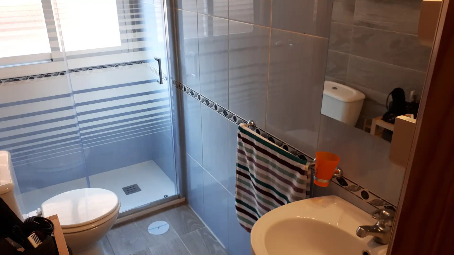 Badezimmer von Wohnung zur Miete in Granada mit Klimaanlage, Heizung und Möbliert