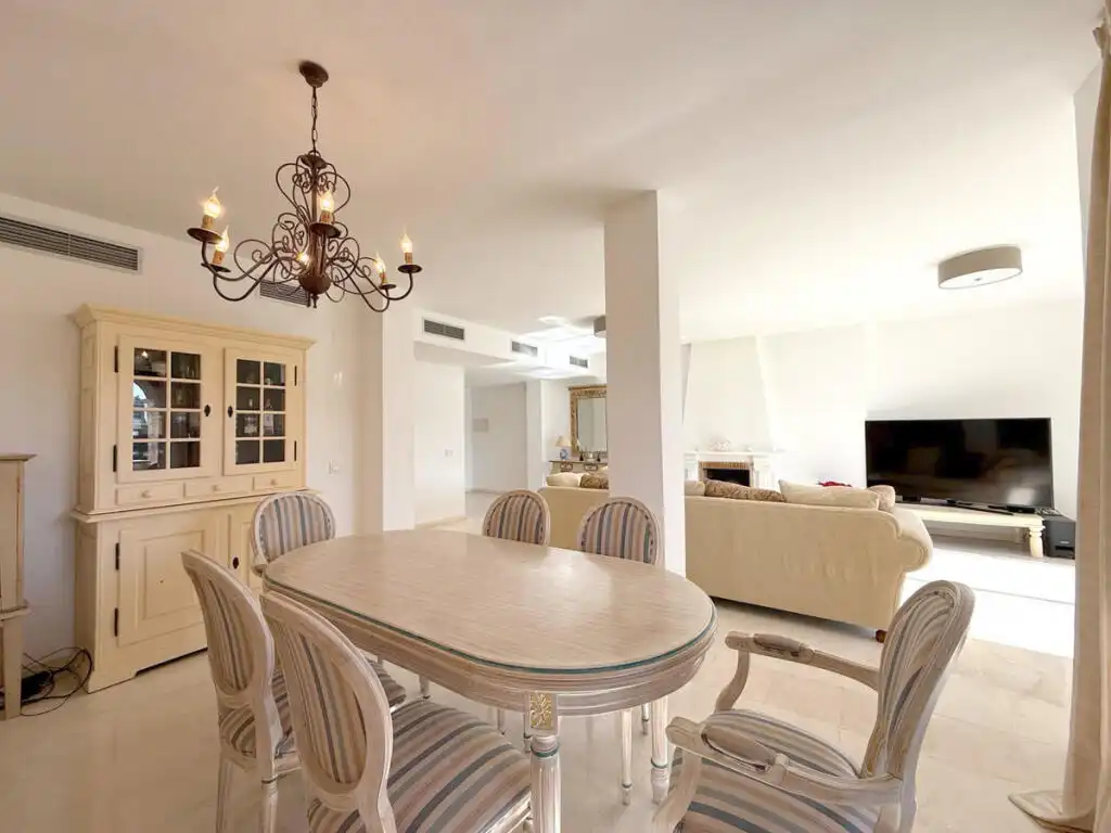 Villa mit Terrasse zum Verkauf in Calle Parque Central 5, imagen 19