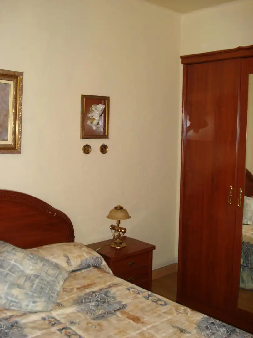 Habitación de Piso en venta en  Pamplona / Iruña con Balcón