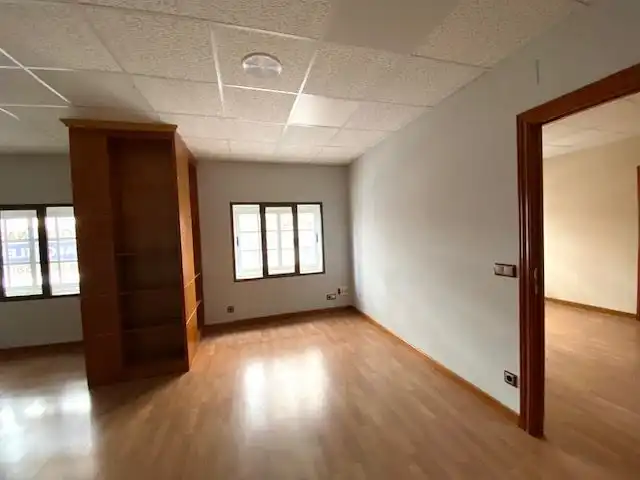 Office space with lift to rent in Centro - Plaza Mayor, imagen 4