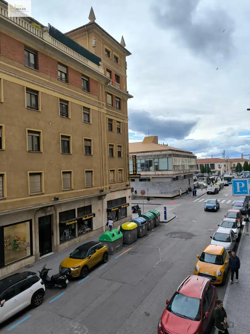Vista exterior de Piso de alquiler en Santander con Calefacción y Amueblado
