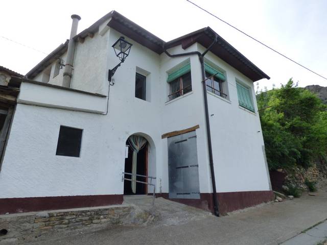 Casa-chalet en Venta en N/A en Beranuy