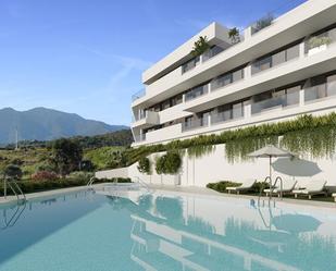 Piscina de Pis en venda en Estepona amb Terrassa