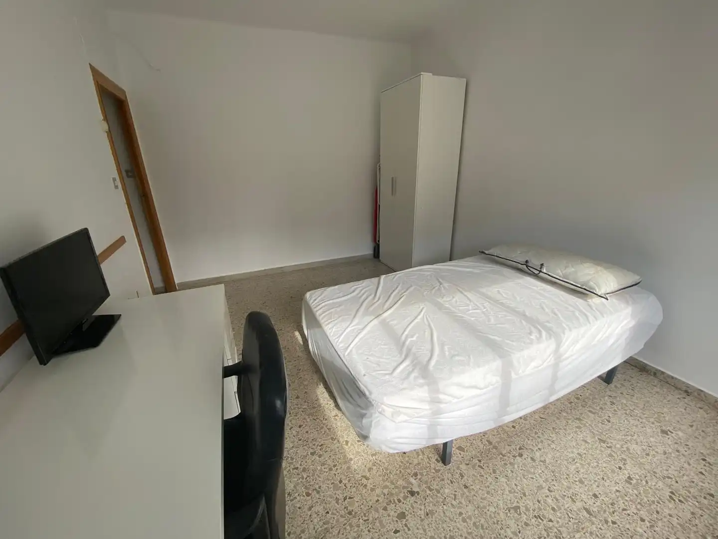 Wohnung zur Miete in Calle Doctor García Reyes, Parque Sur