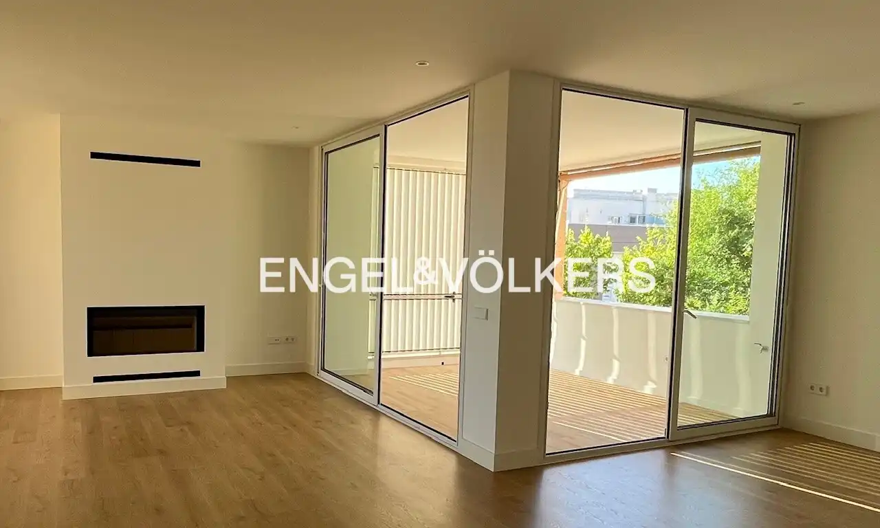 Vista exterior de Ático en venta en Mairena del Aljarafe con Aire acondicionado, Calefacción y Jardín privado