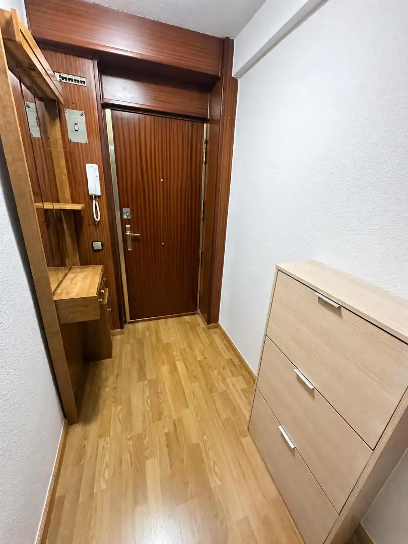 Wohnung zum Verkauf in Parla mit Klimaanlage, Heizung und Terrasse
