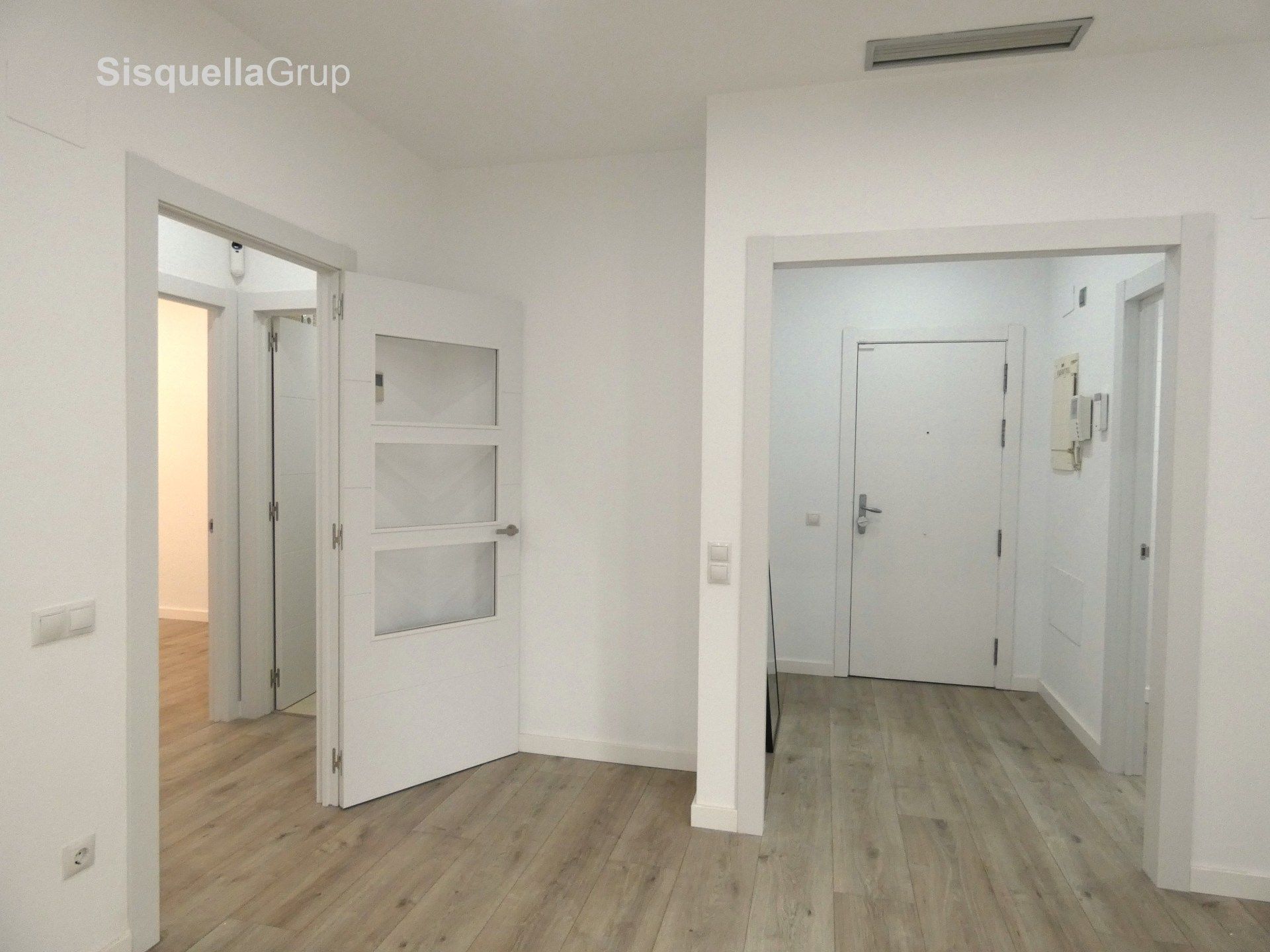 Planta baja en venta en Cerdanyola del Vallès con Aire acondicionado, Calefacción y Terraza