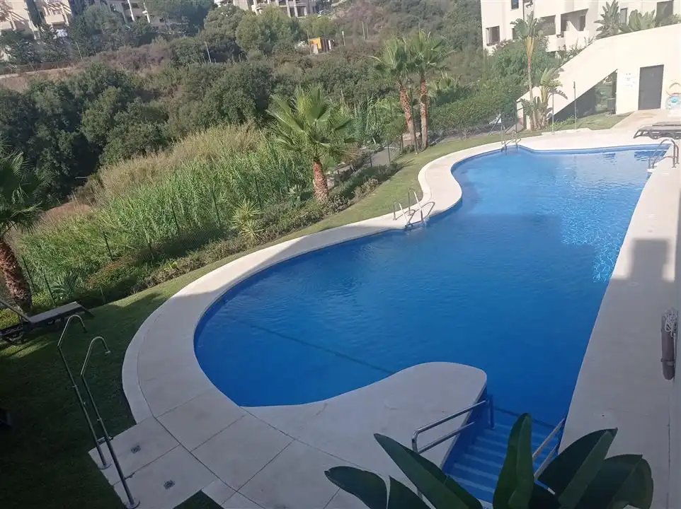 Piso con piscina en venta en Selwo, imagen 31