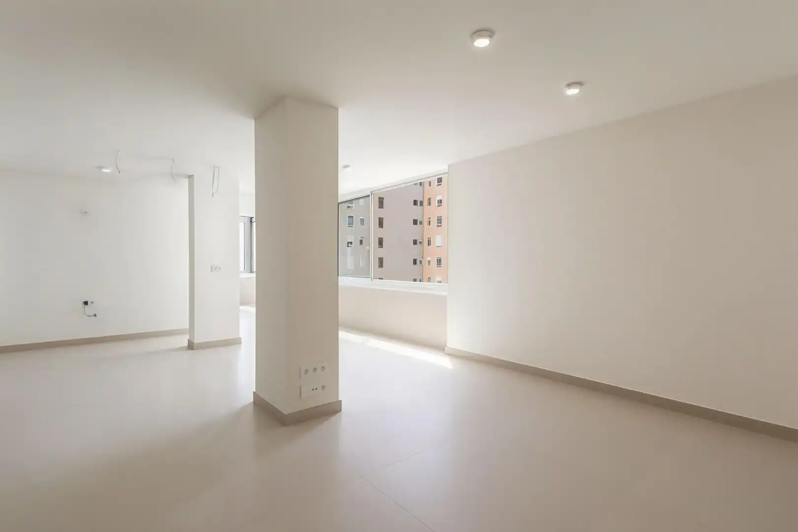 Sala d'estar de Pis en venda en Torremolinos amb Terrassa i Piscina comunitària