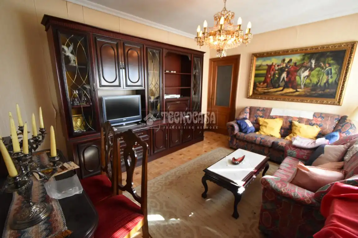 Sala de estar de Piso en venta en Madrid con Calefacción, Parquet y Terraza