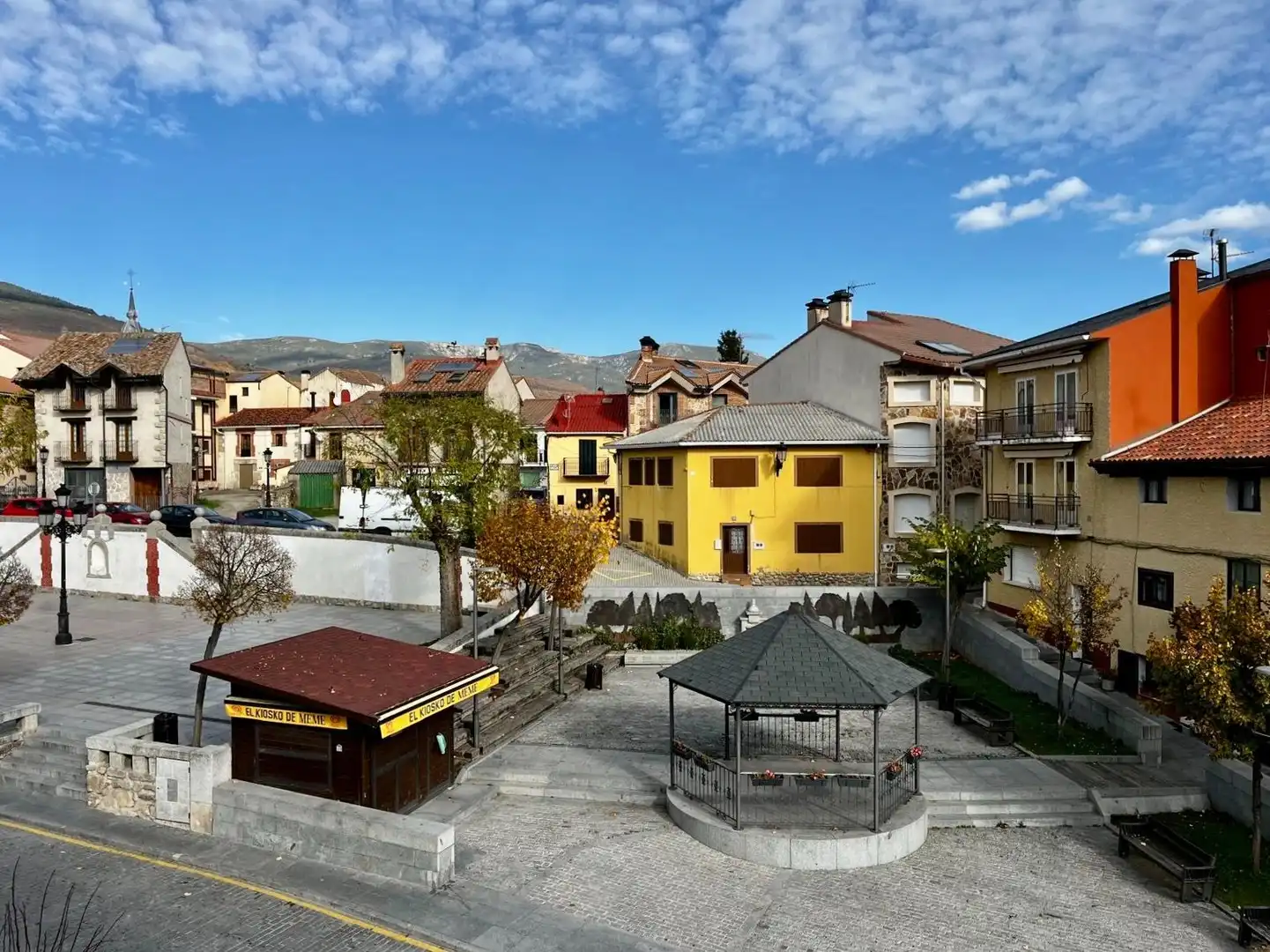 Exterior view of Flat for sale in Rascafría  with Heating, Terrace and Storage room