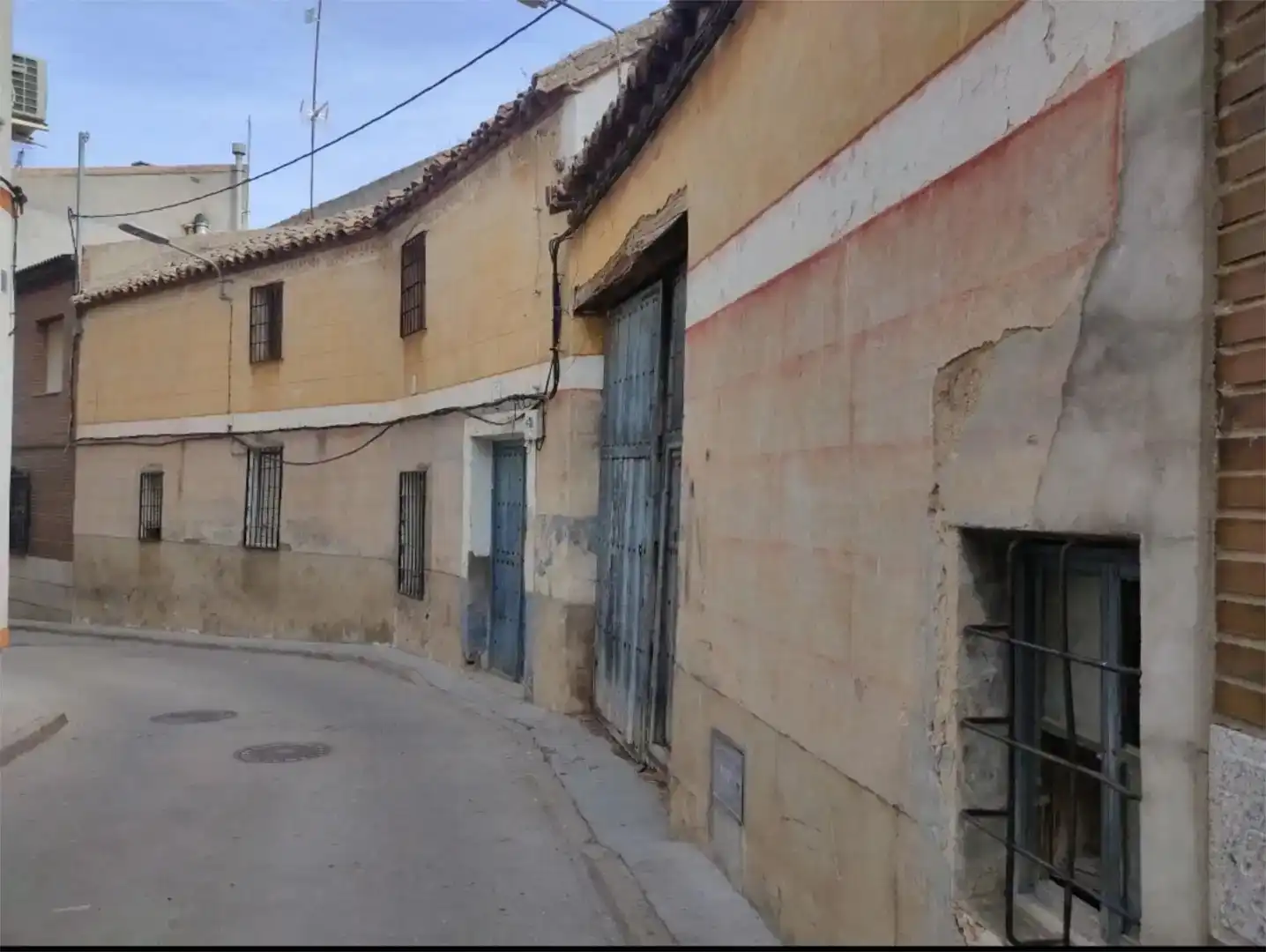 Vista exterior de Dúplex en venda en Menasalbas