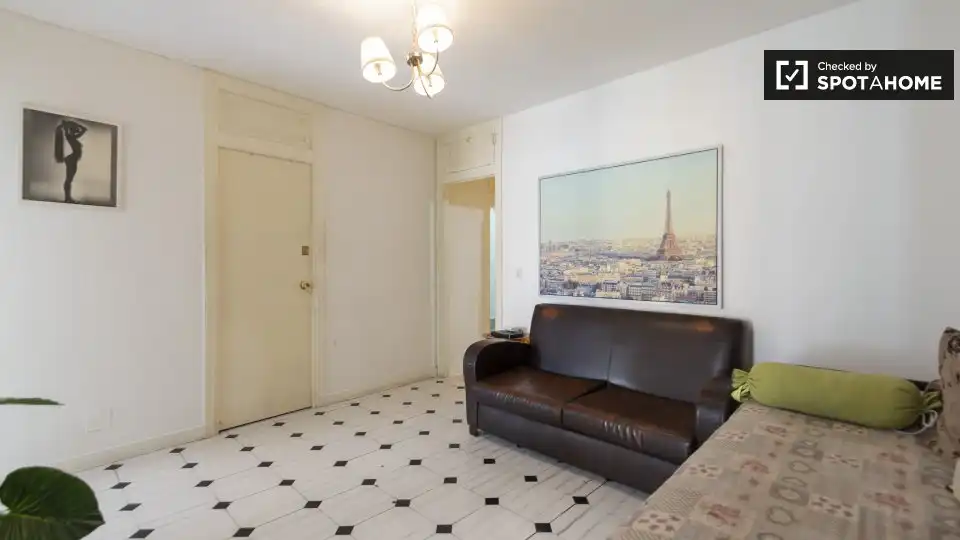 Room in Justicia - Chueca