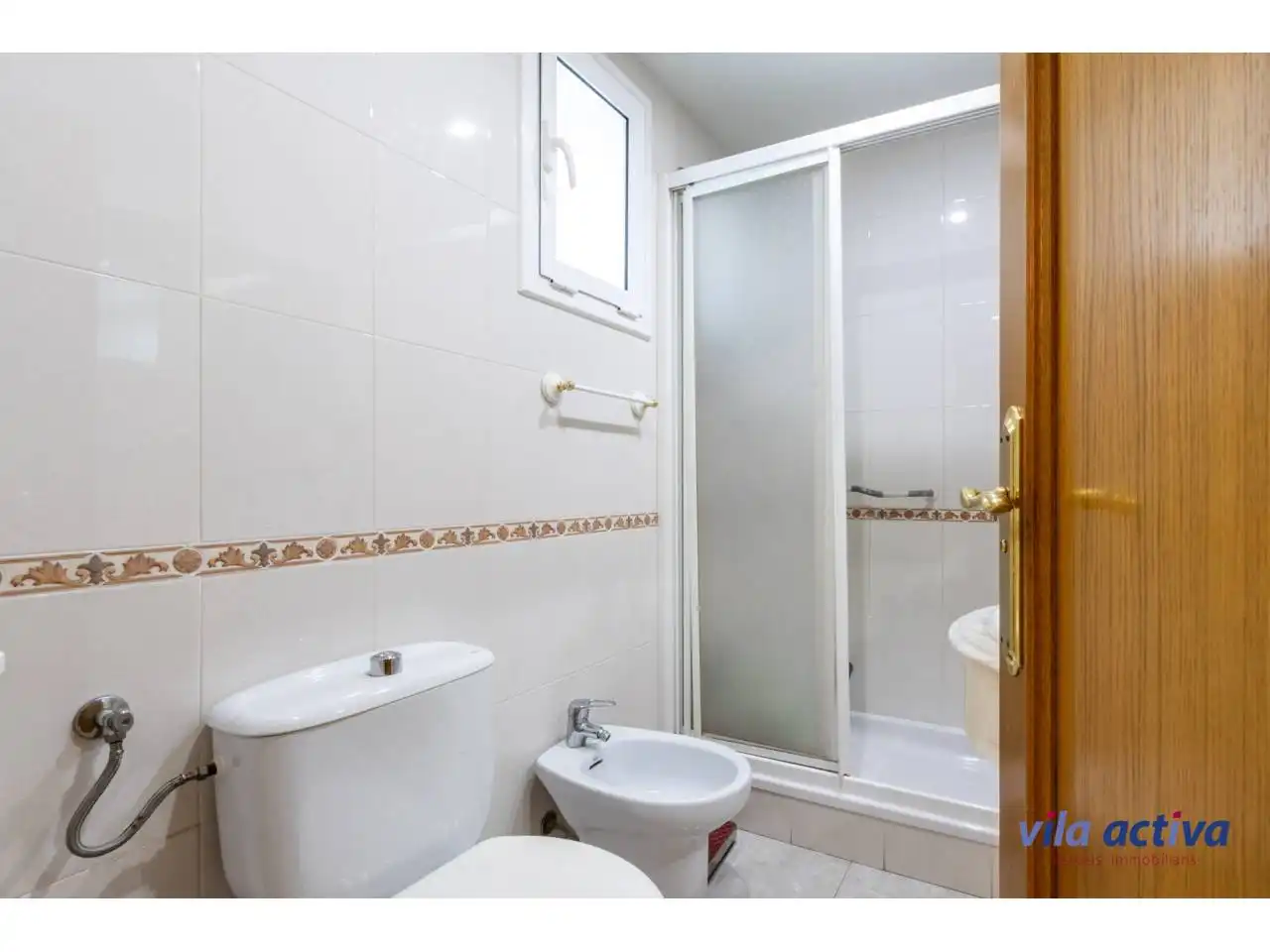 Baño de Piso en venta en Terrassa con Calefacción, Parquet y Balcón