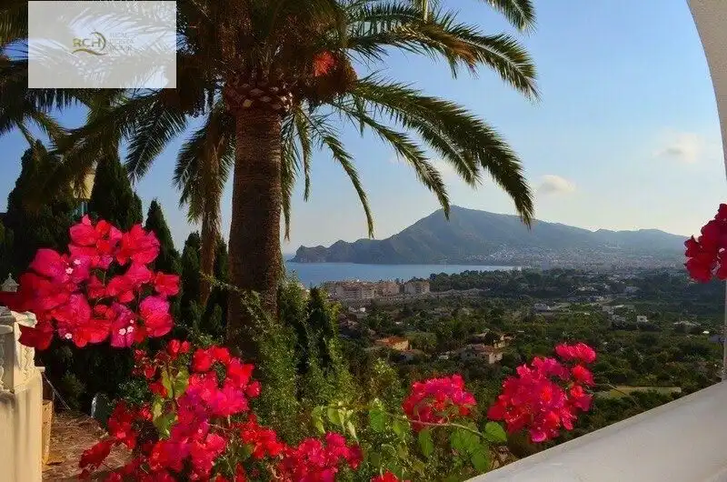Casa adosada en venda a Altea ciudad