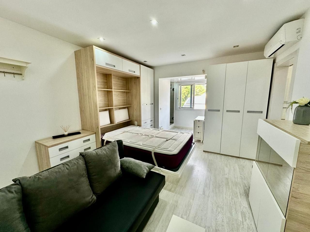 Habitación de Estudio en venta en Castelldefels con Aire acondicionado