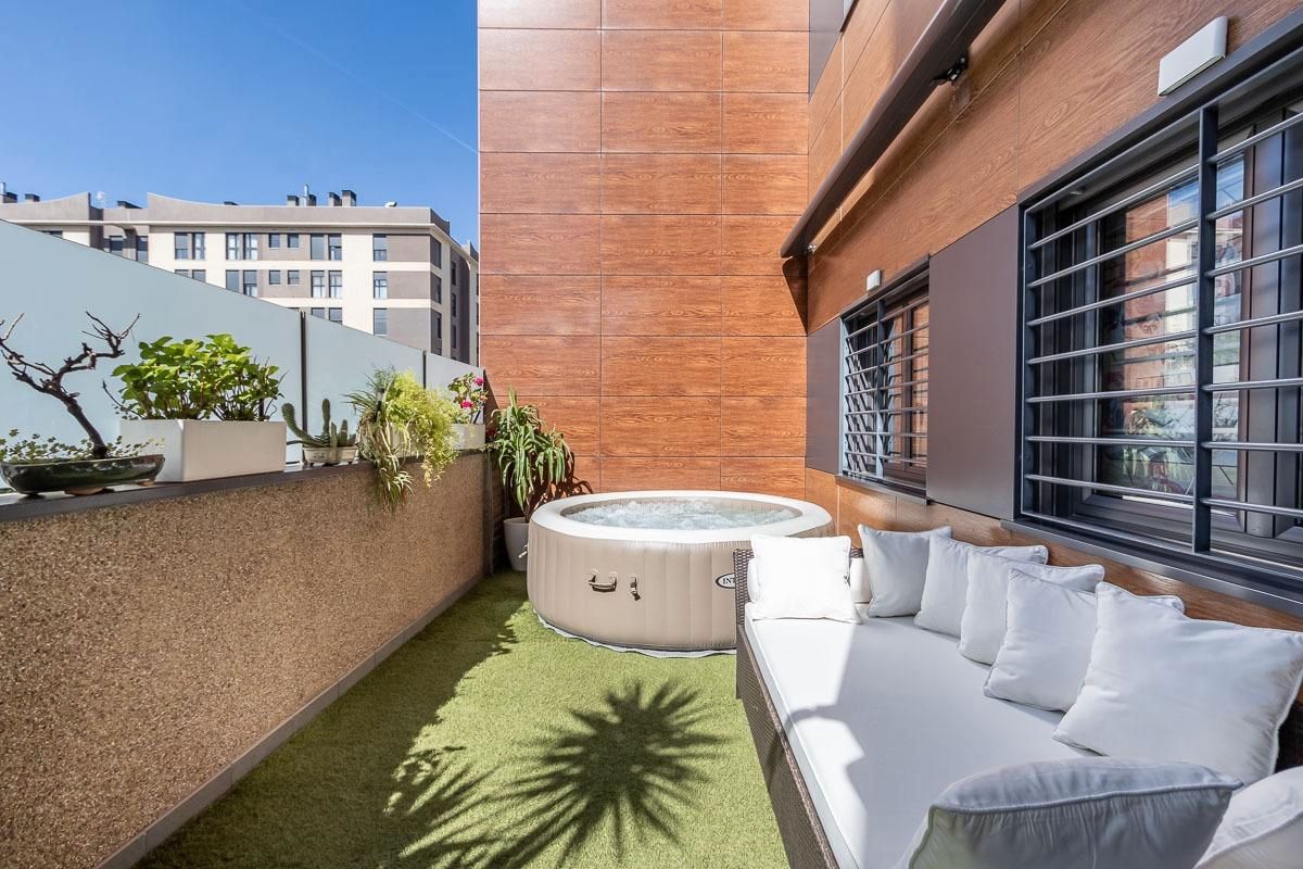 Terrace of Flat for sale in  Granada Capital  with Heating, Parquet flooring and Terrace