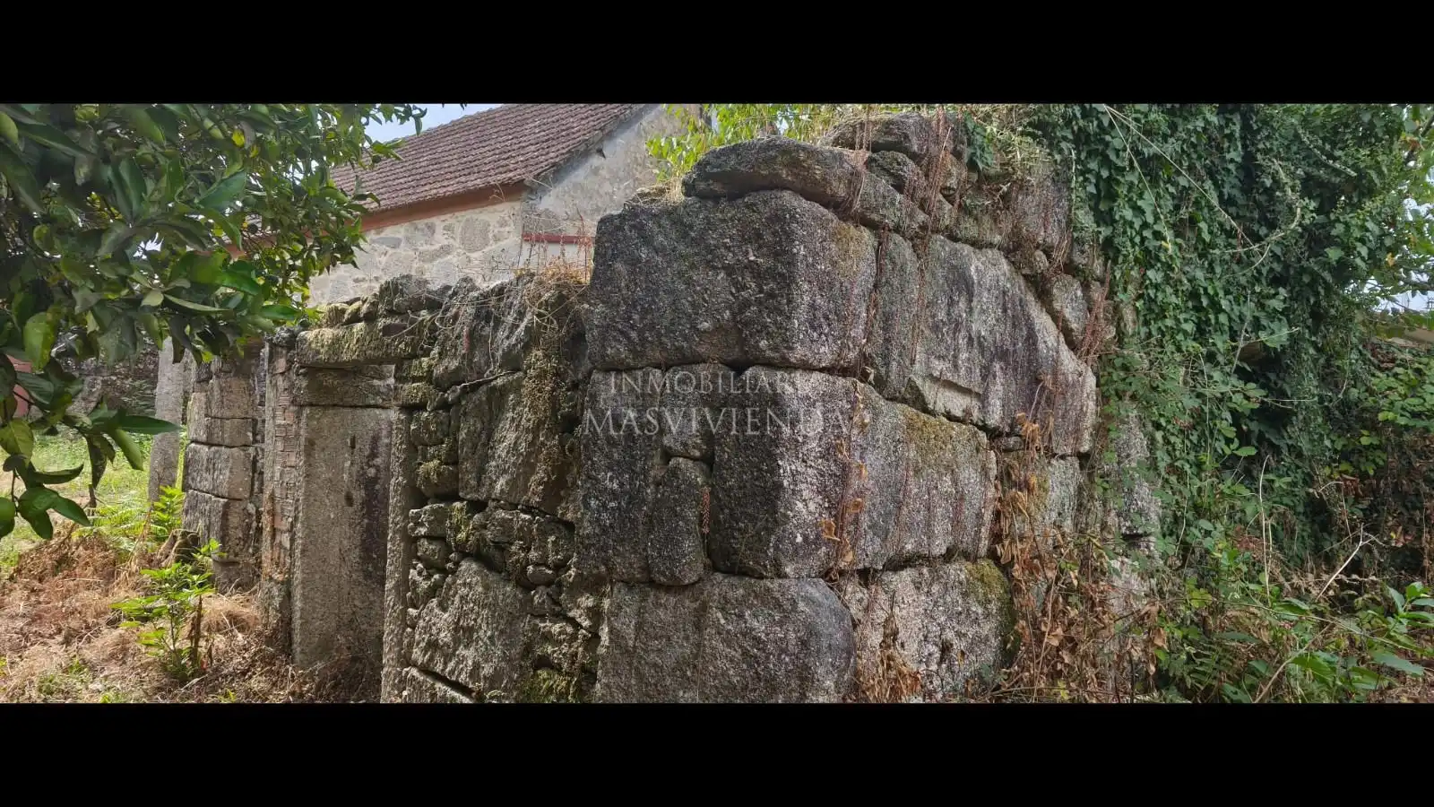 Casa adosada en venta en Salvaterra de Miño con Jardín privado